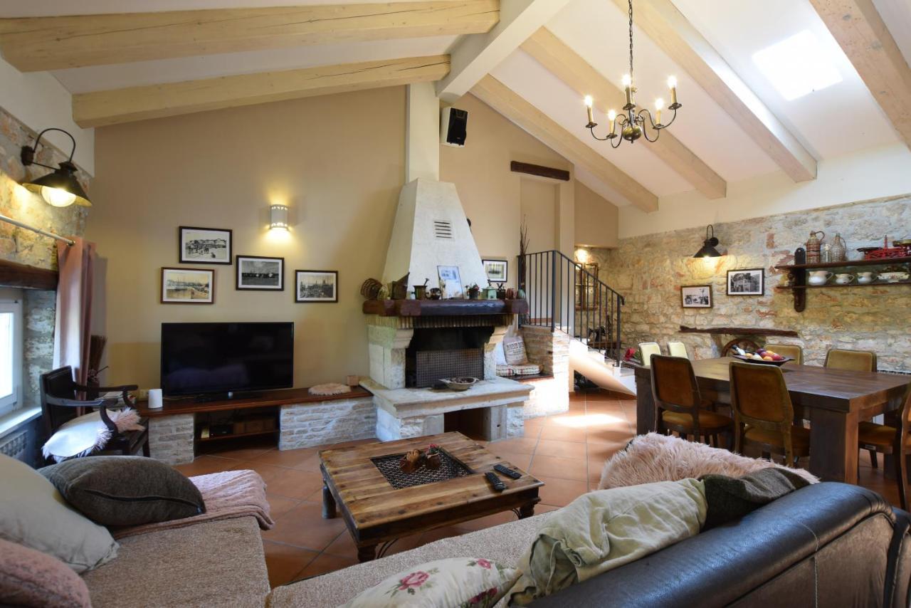 Saison Openning Prices Luxury Villa Nini With Fireplace, Private Pool, Bikes, Barbecue And Much More Пореч Экстерьер фото