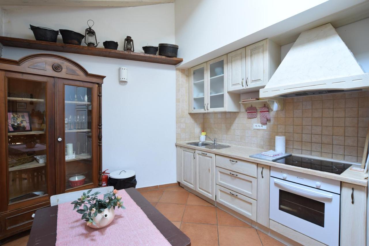 Saison Openning Prices Luxury Villa Nini With Fireplace, Private Pool, Bikes, Barbecue And Much More Пореч Экстерьер фото